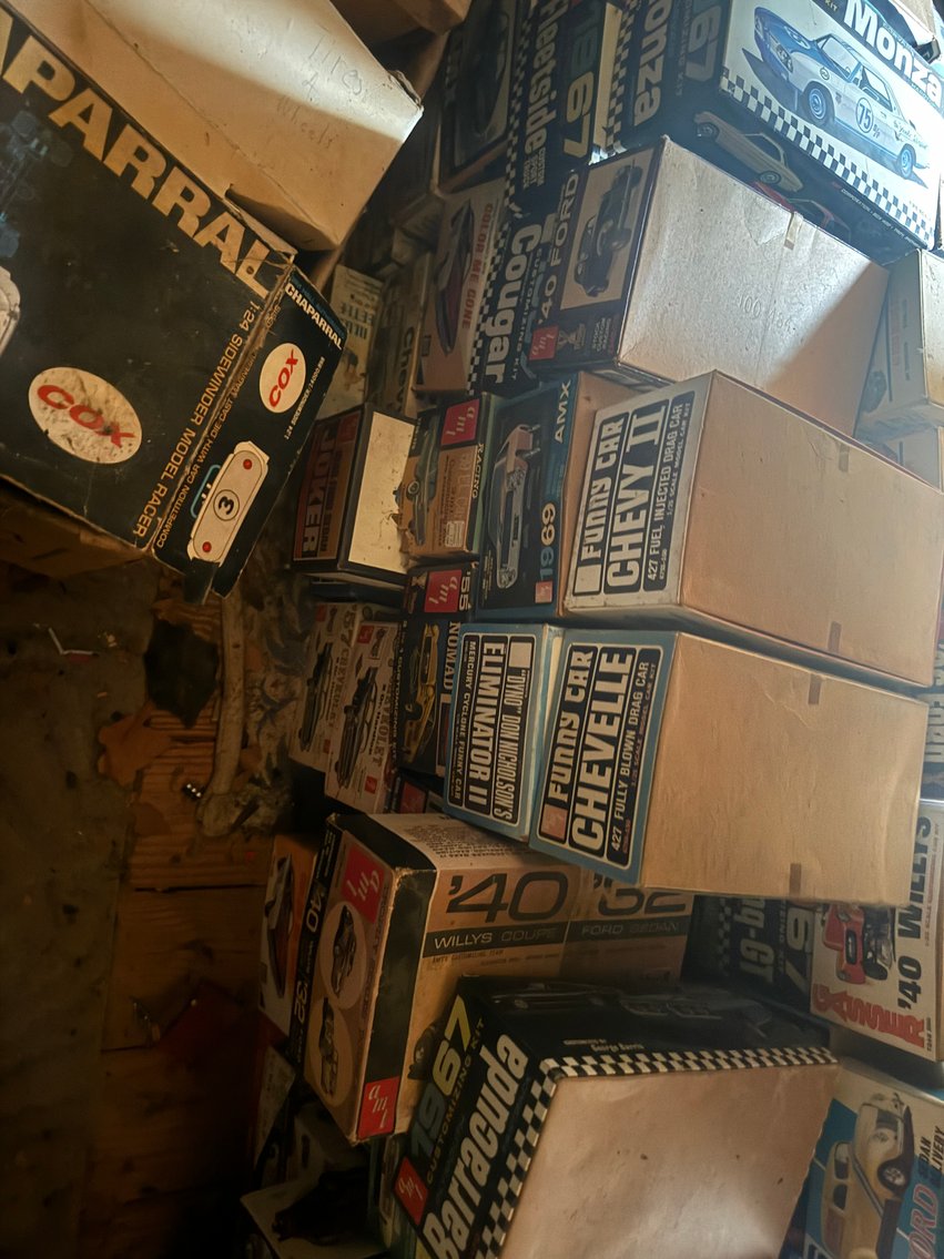 Image for LIVE Estate Auction of Wayne Strogus Vehicles, Tools & Collectables - Pottstown, PA 