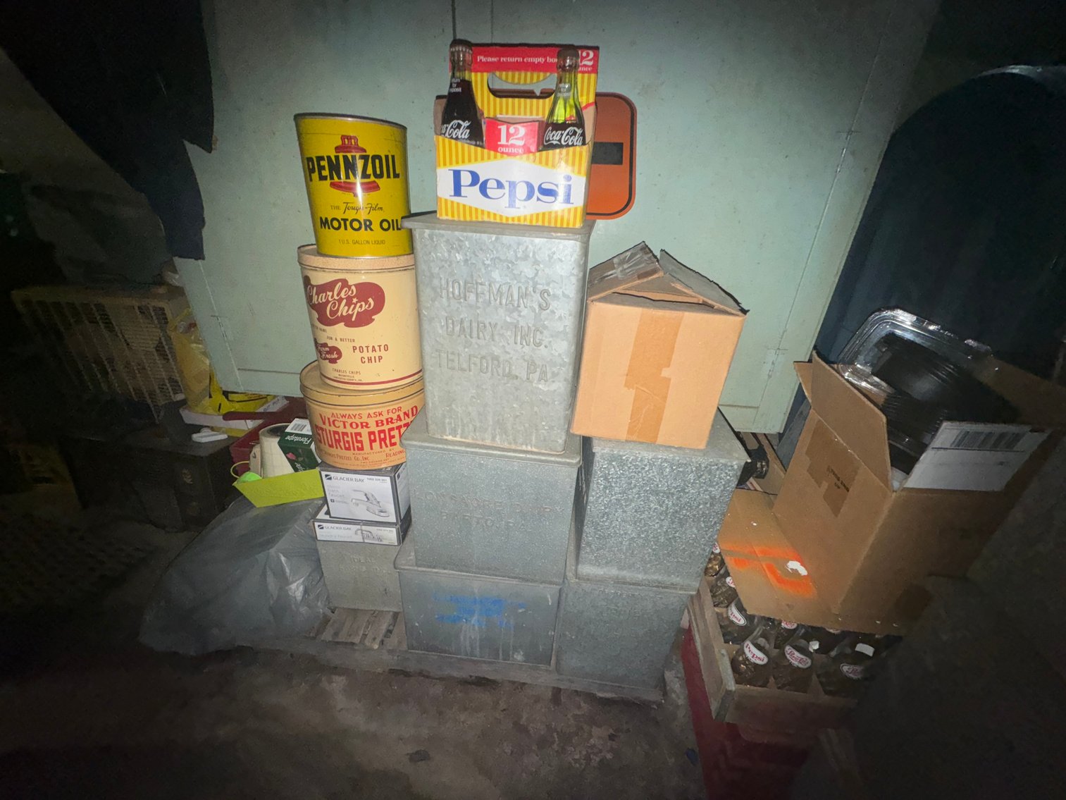 Image for LIVE Estate Auction of Wayne Strogus Vehicles, Tools & Collectables - Pottstown, PA 