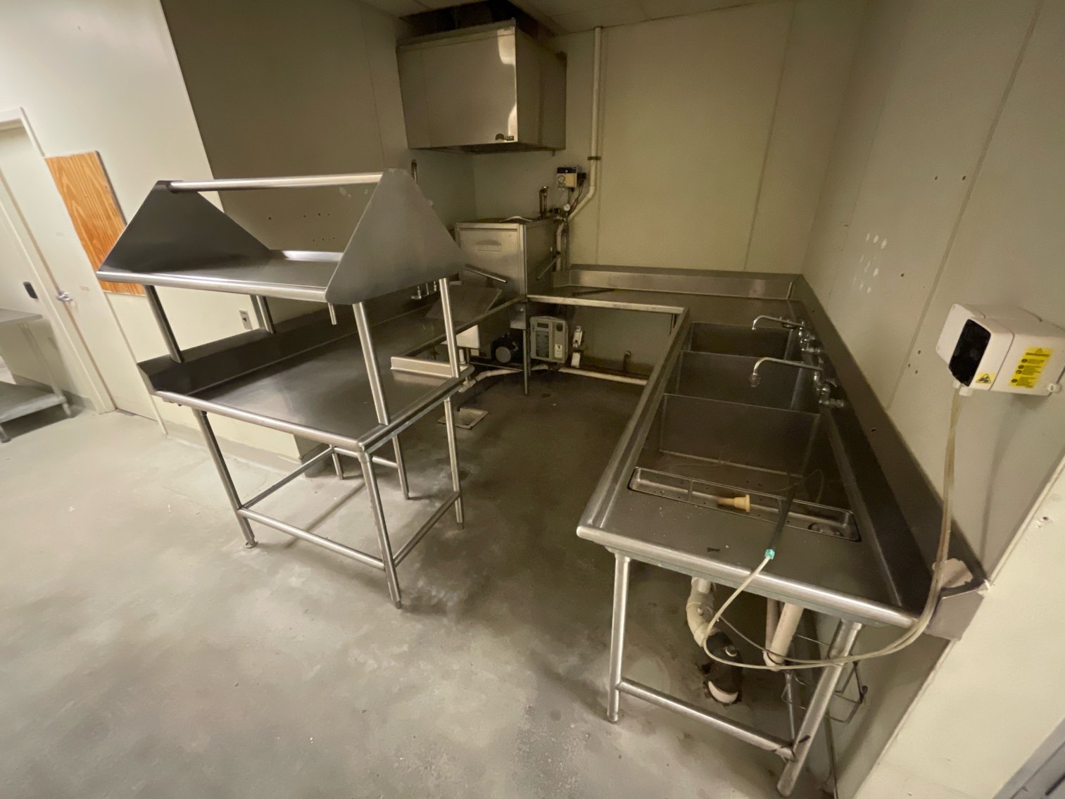 Image for Oaks Race Sportsbook & Turfclub Complete Liquidation Auction – Oaks, PA