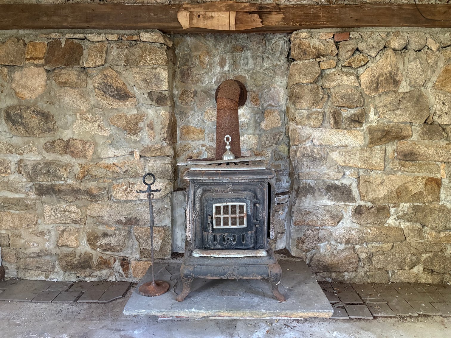 Image for ABSOLUTE Live Real Estate Auction Stone House on 3+ Acres - Boyertown, PA