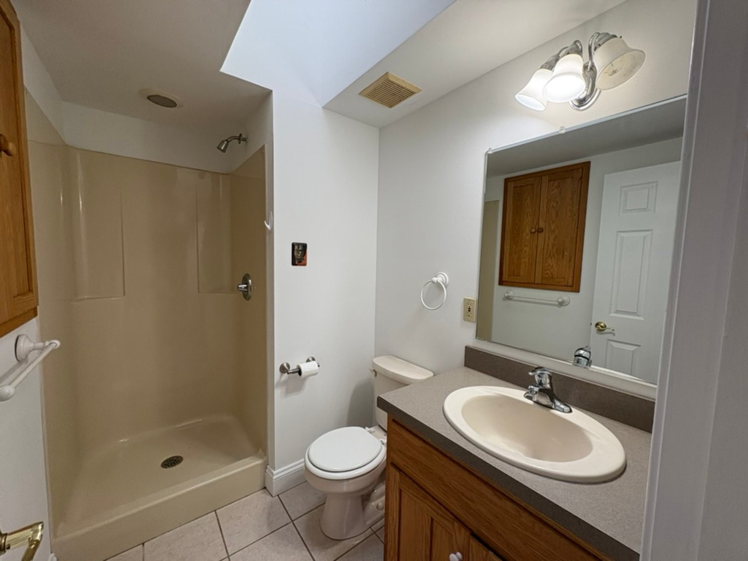 Image for ABSOLUTE Live Real Estate Auction Stone House on 3+ Acres - Boyertown, PA