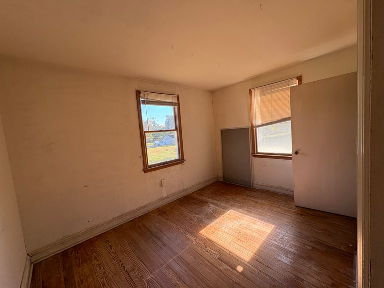 Image for ABSOLUTE Live Real Estate Auction 2-Bedrooms 1-Bath - Collegeville, PA