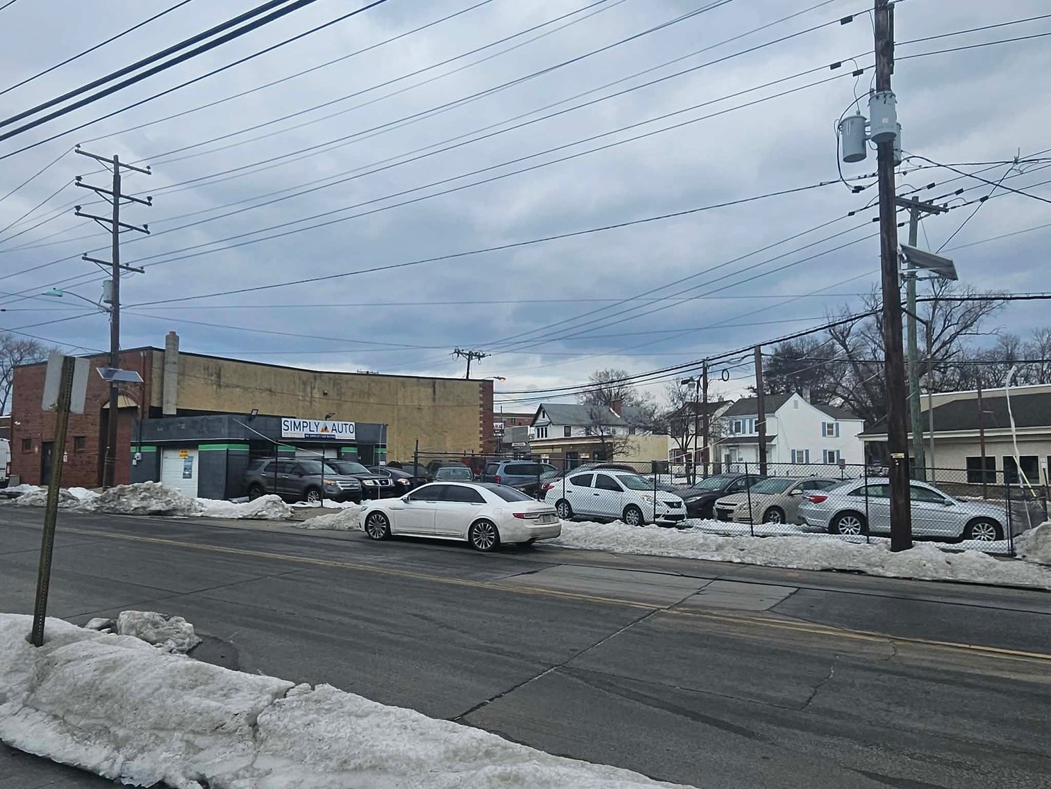 Image for Auto Sales Lot Commercial Real Estate Public Auction – Gloucester City, NJ