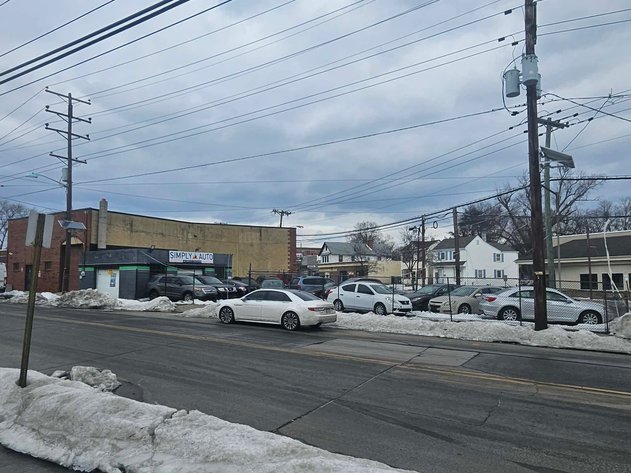 Image for Auto Sales Lot Commercial Real Estate Public Auction – Gloucester City, NJ