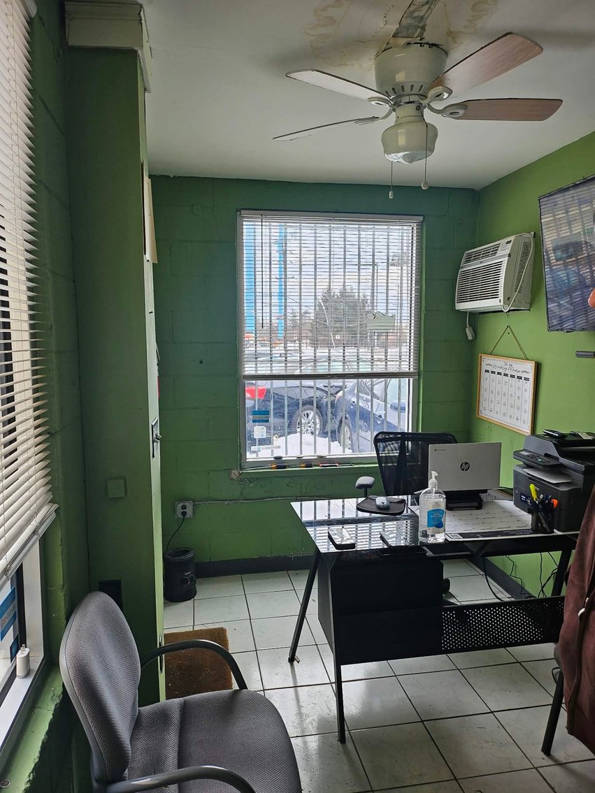 Image for Auto Sales Lot Commercial Real Estate Public Auction – Gloucester City, NJ