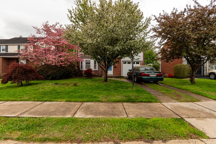 Image for 1414 Sunset Dr LIVE Real Estate Auction - Pottstown, PA