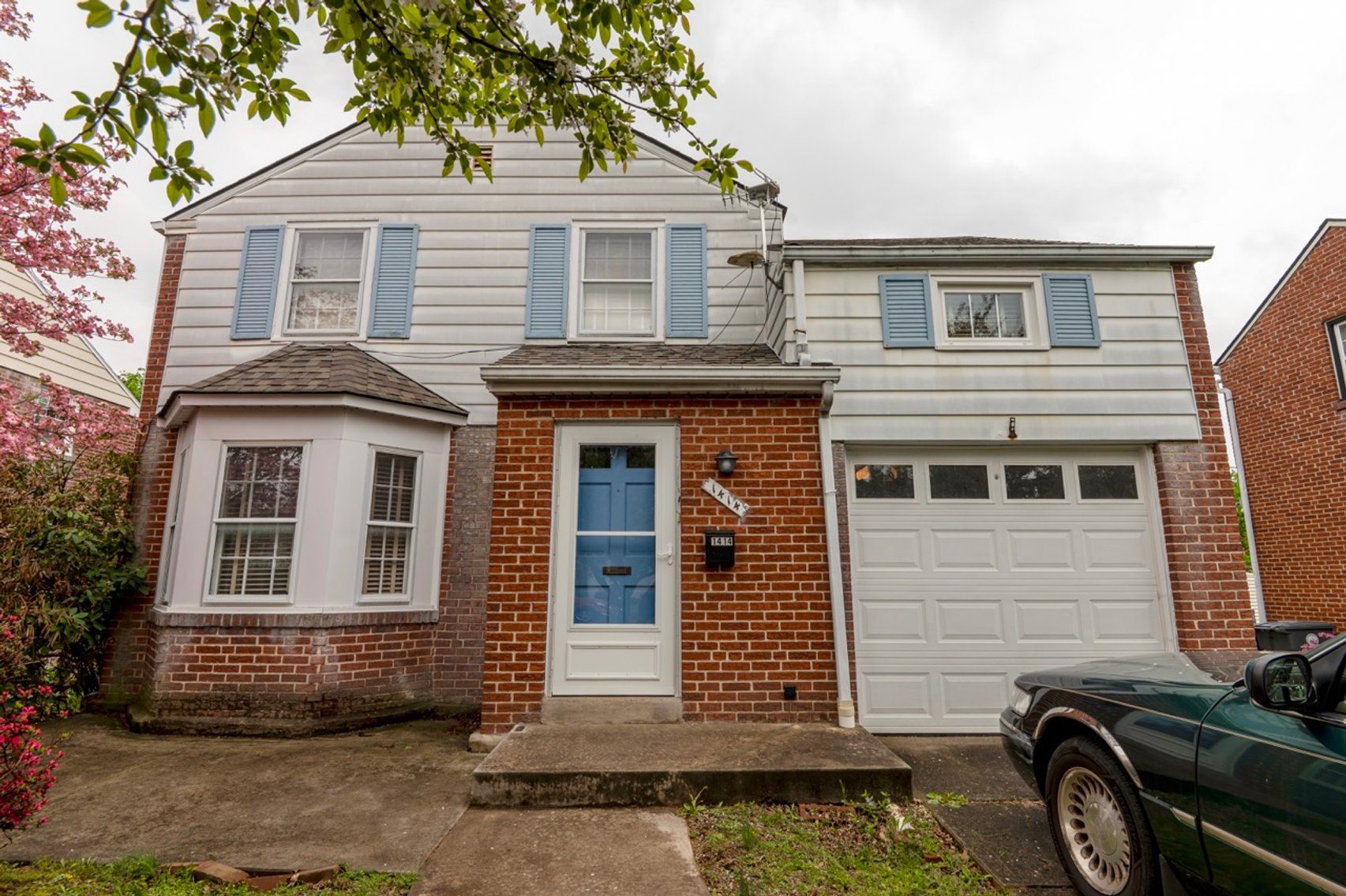 Image for 1414 Sunset Dr LIVE Real Estate Auction - Pottstown, PA