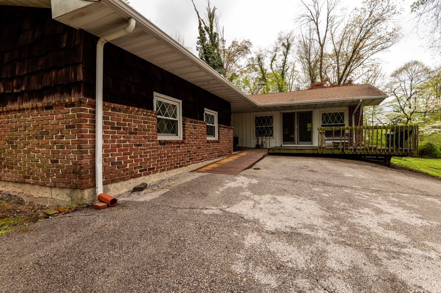 Image for 1701 Bahr Rd LIVE Real Estate Auction - Pottstown, PA