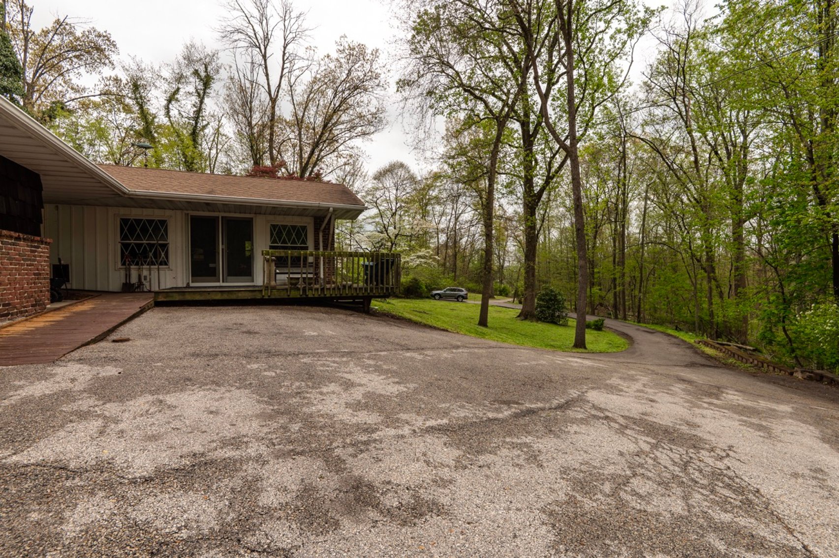 Image for 1701 Bahr Rd LIVE Real Estate Auction - Pottstown, PA