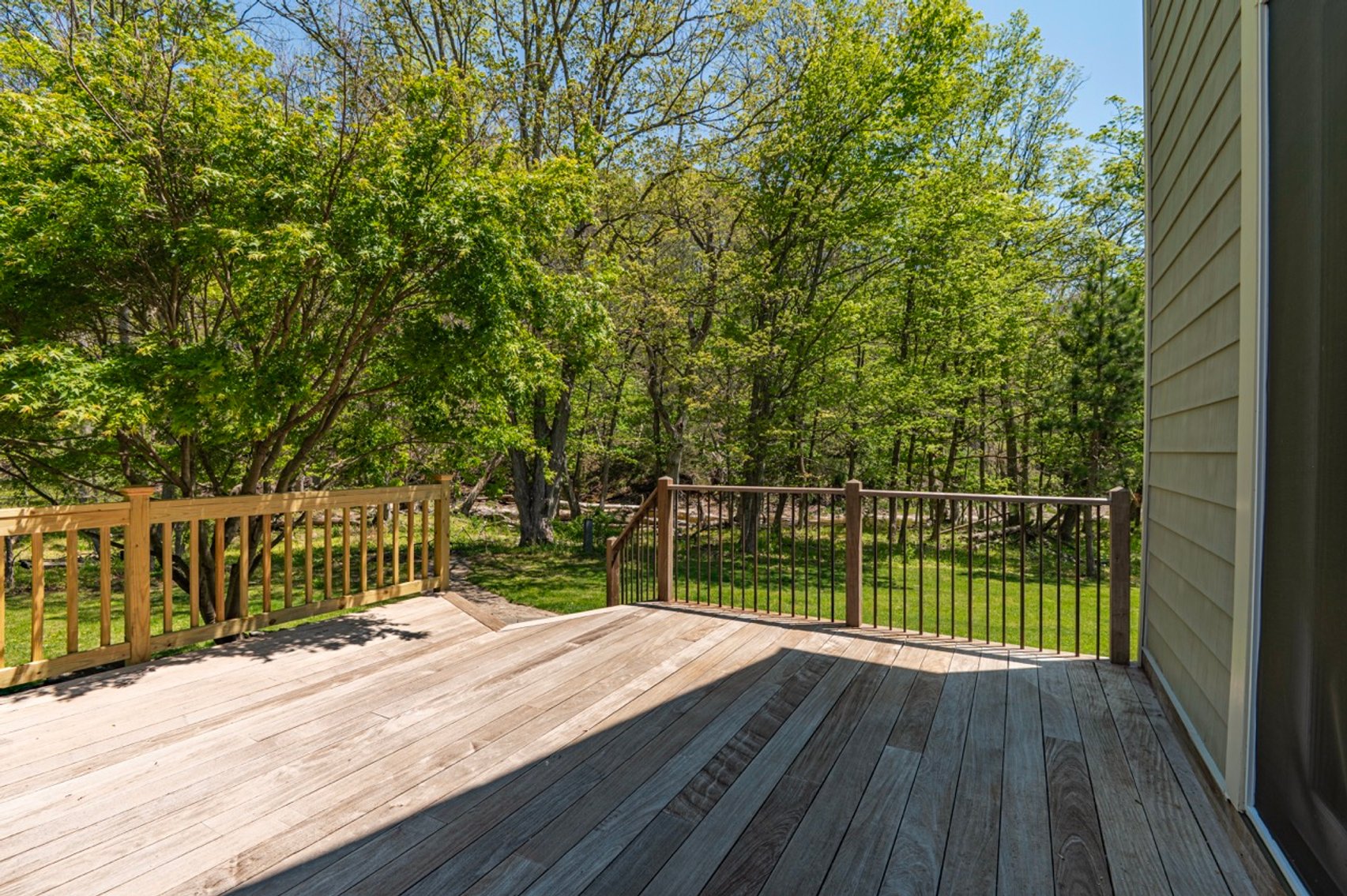 Image for 12 Upper Creek Rd LIVE Real Estate Auction - Stockton, NJ