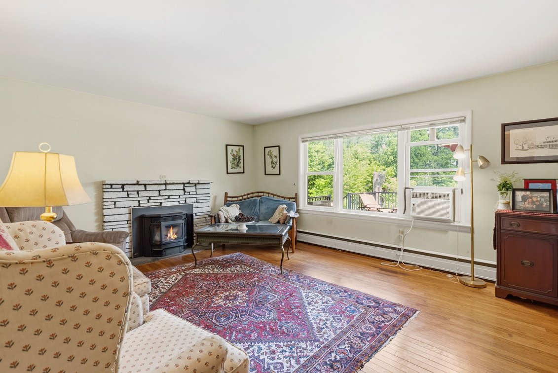 Image for 10 Sheridan Ln Real Estate Auction - Pottstown, PA