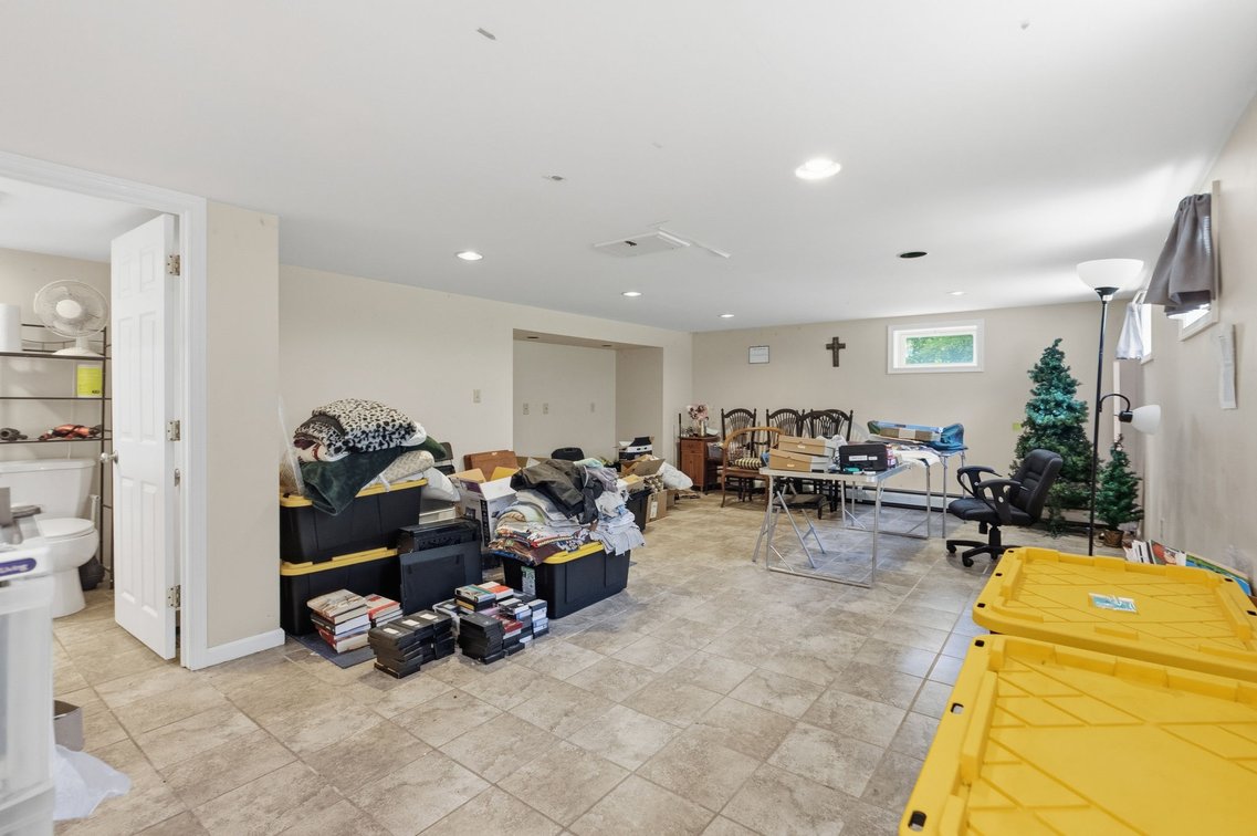 Image for 10 Sheridan Ln Real Estate Auction - Pottstown, PA