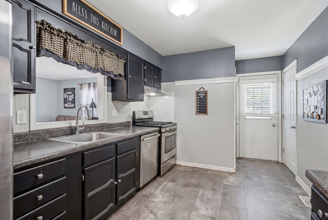 Image for 124 Dobbs Ave Real Estate Auction - Bellmawr, NJ