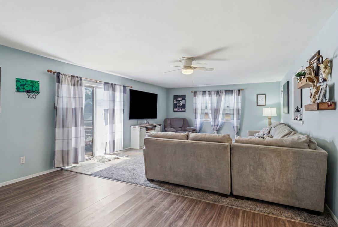 Image for 124 Dobbs Ave Real Estate Auction - Bellmawr, NJ