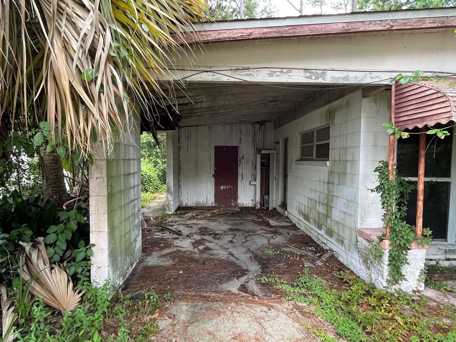 Image for 128 W. Highland Drive Absolute Auction