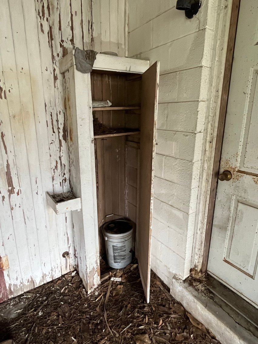 Image for 128 W. Highland Drive Absolute Auction