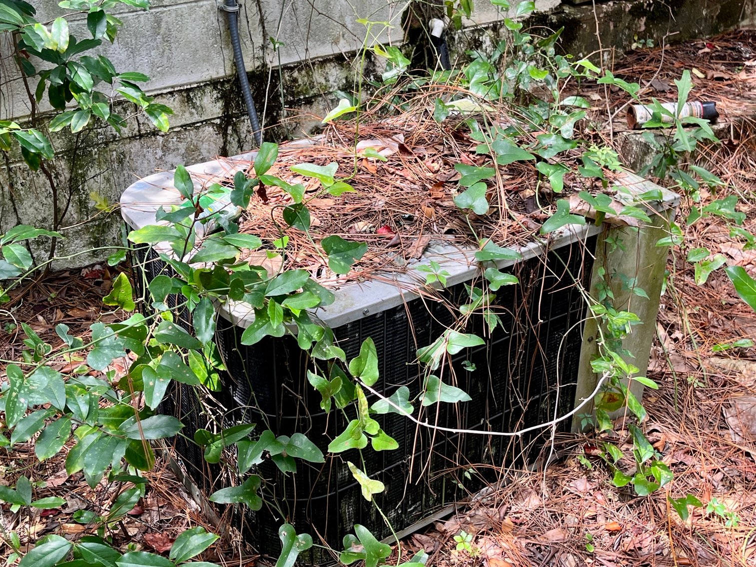 Image for 128 W. Highland Drive Absolute Auction