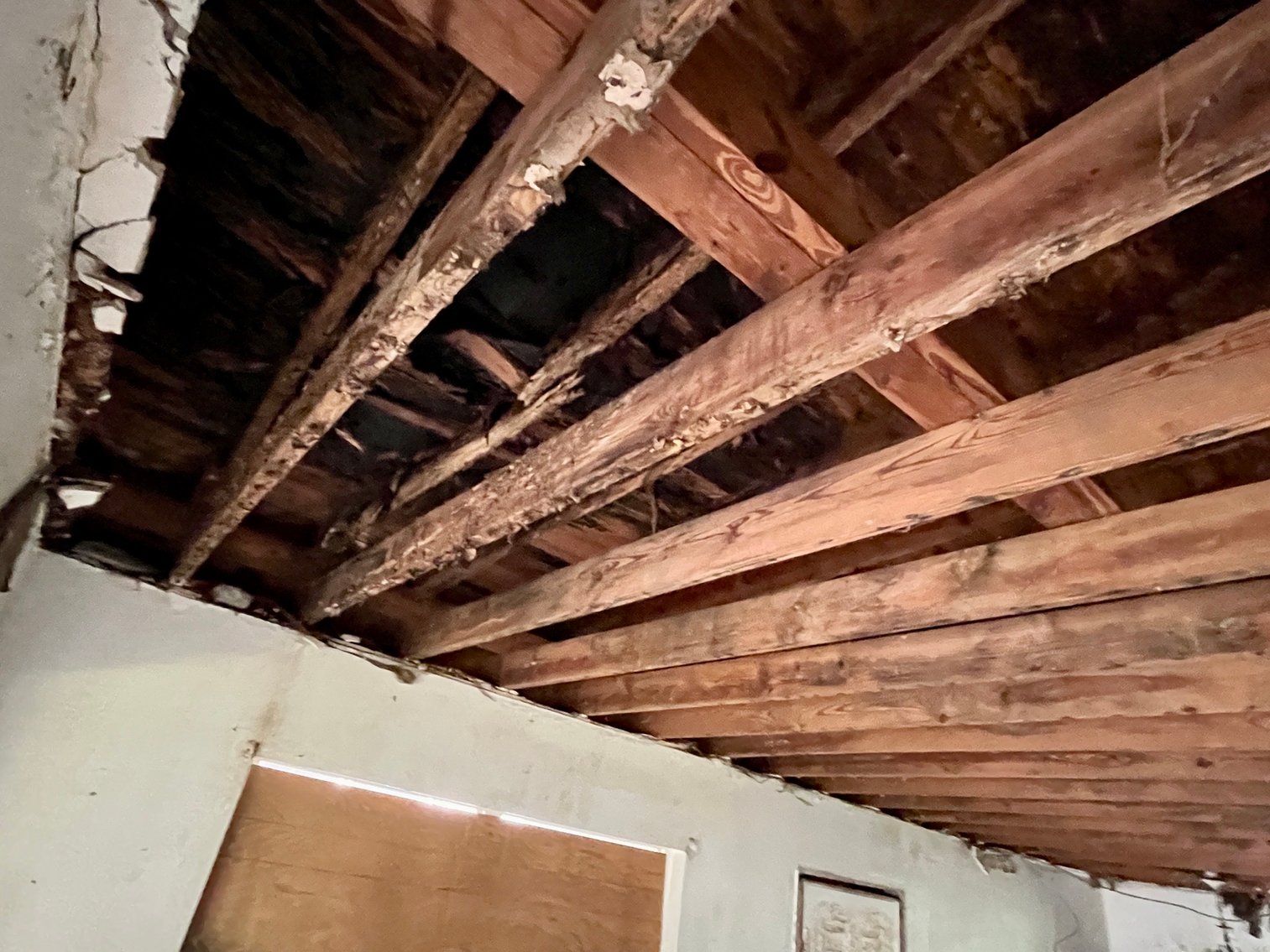 Image for 128 W. Highland Drive Absolute Auction