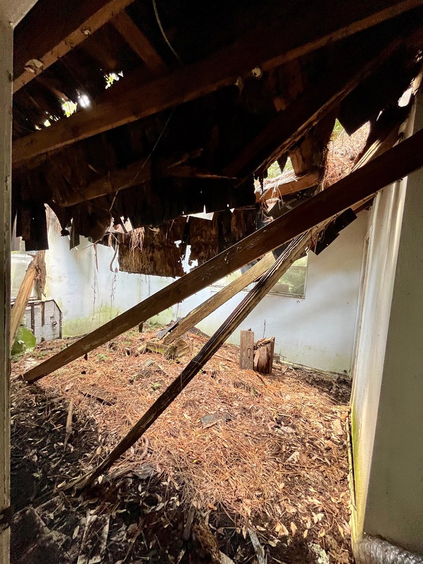 Image for 128 W. Highland Drive Absolute Auction