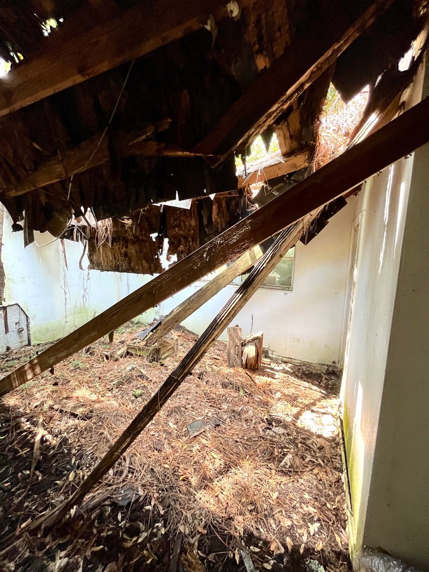 Image for 128 W. Highland Drive Absolute Auction