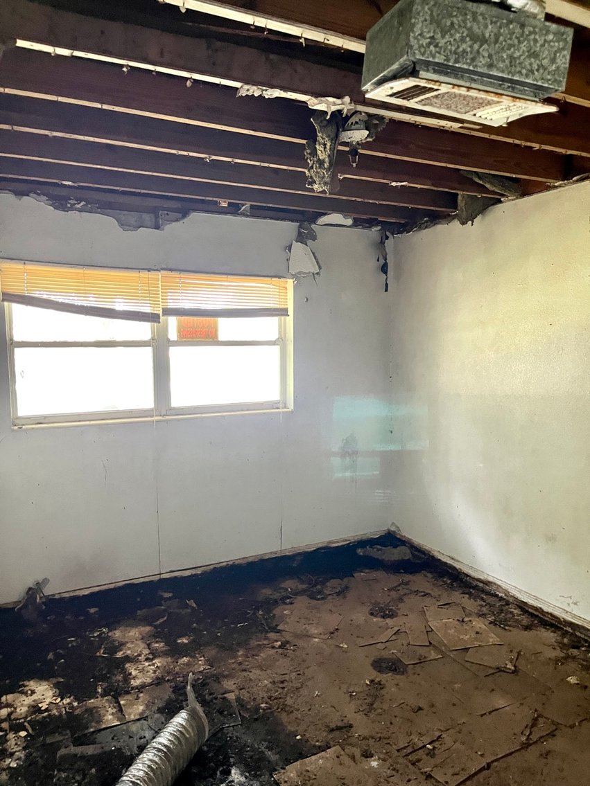 Image for 128 W. Highland Drive Absolute Auction