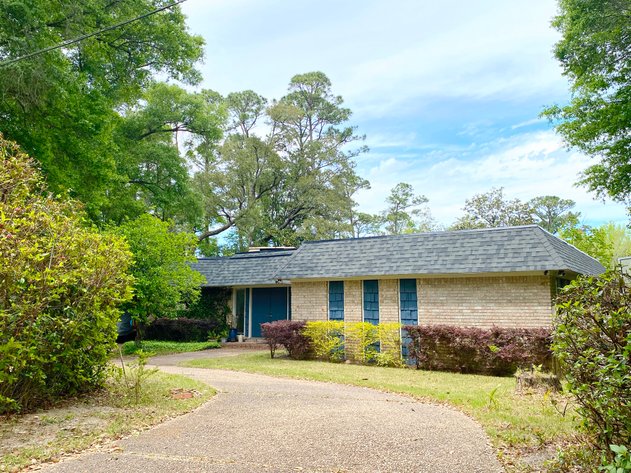 Image for Fabulous Brick Home on Carpenters Creek