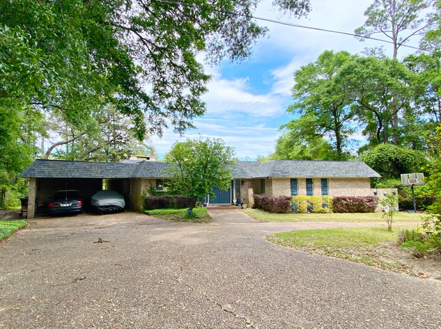 Image for Fabulous Brick Home on Carpenters Creek