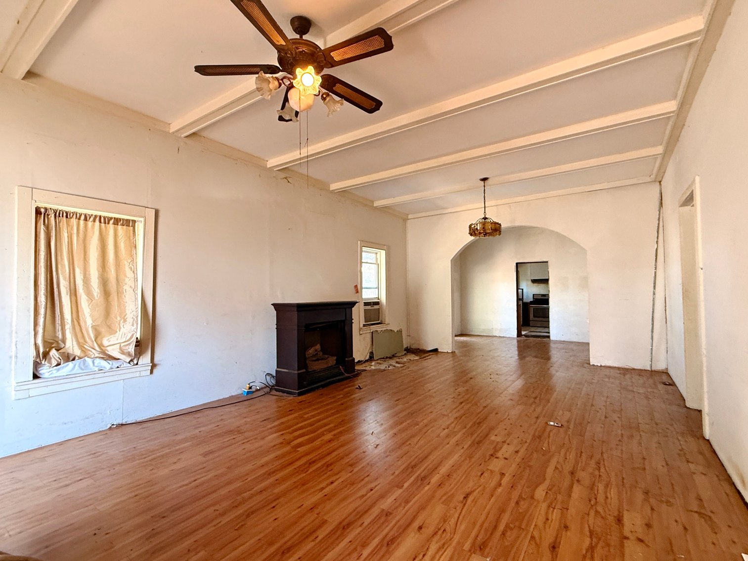 Image for 115 W. Wright St. Prime Downtown Pensacola FL Location