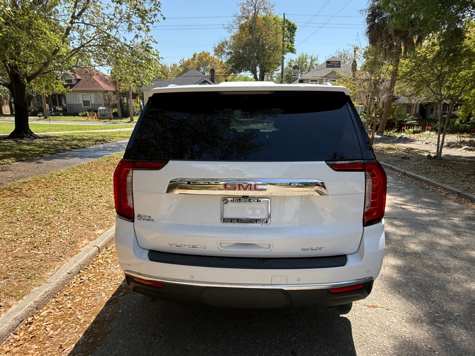 Image for 2022 GMC Yukon XL SLT 4WD – V8, Leather, 3rd Row, Loaded SUV