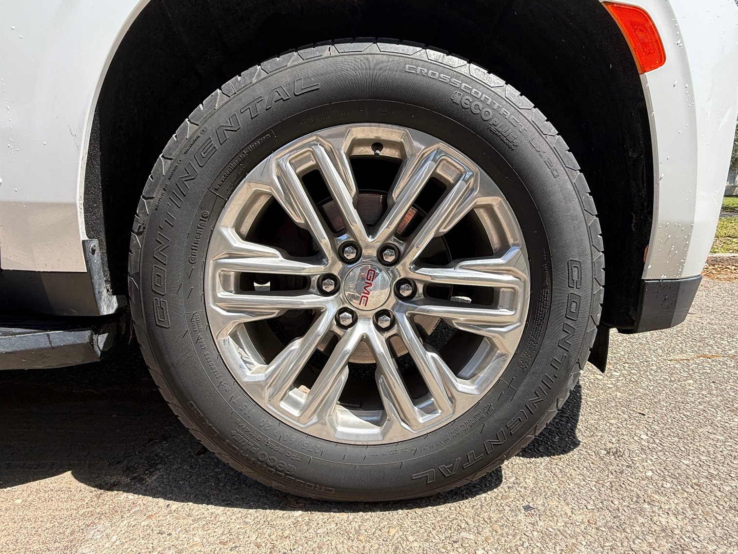 Image for 2022 GMC Yukon XL SLT 4WD – V8, Leather, 3rd Row, Loaded SUV