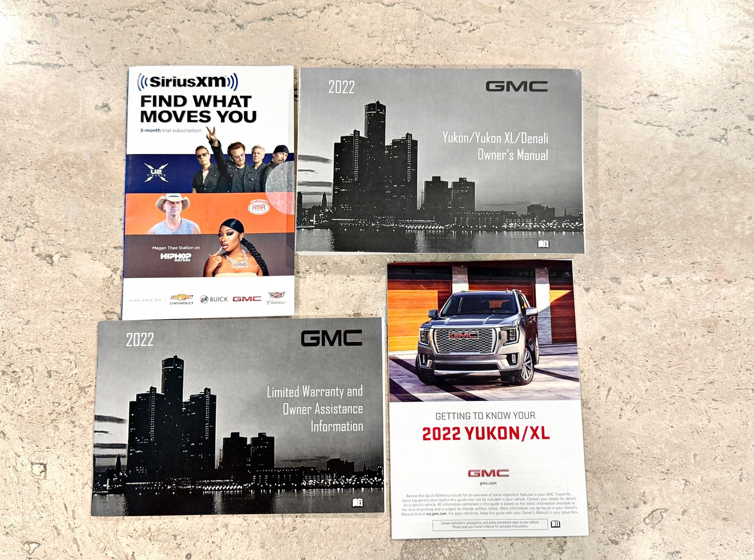 Image for 2022 GMC Yukon XL SLT 4WD – V8, Leather, 3rd Row, Loaded SUV