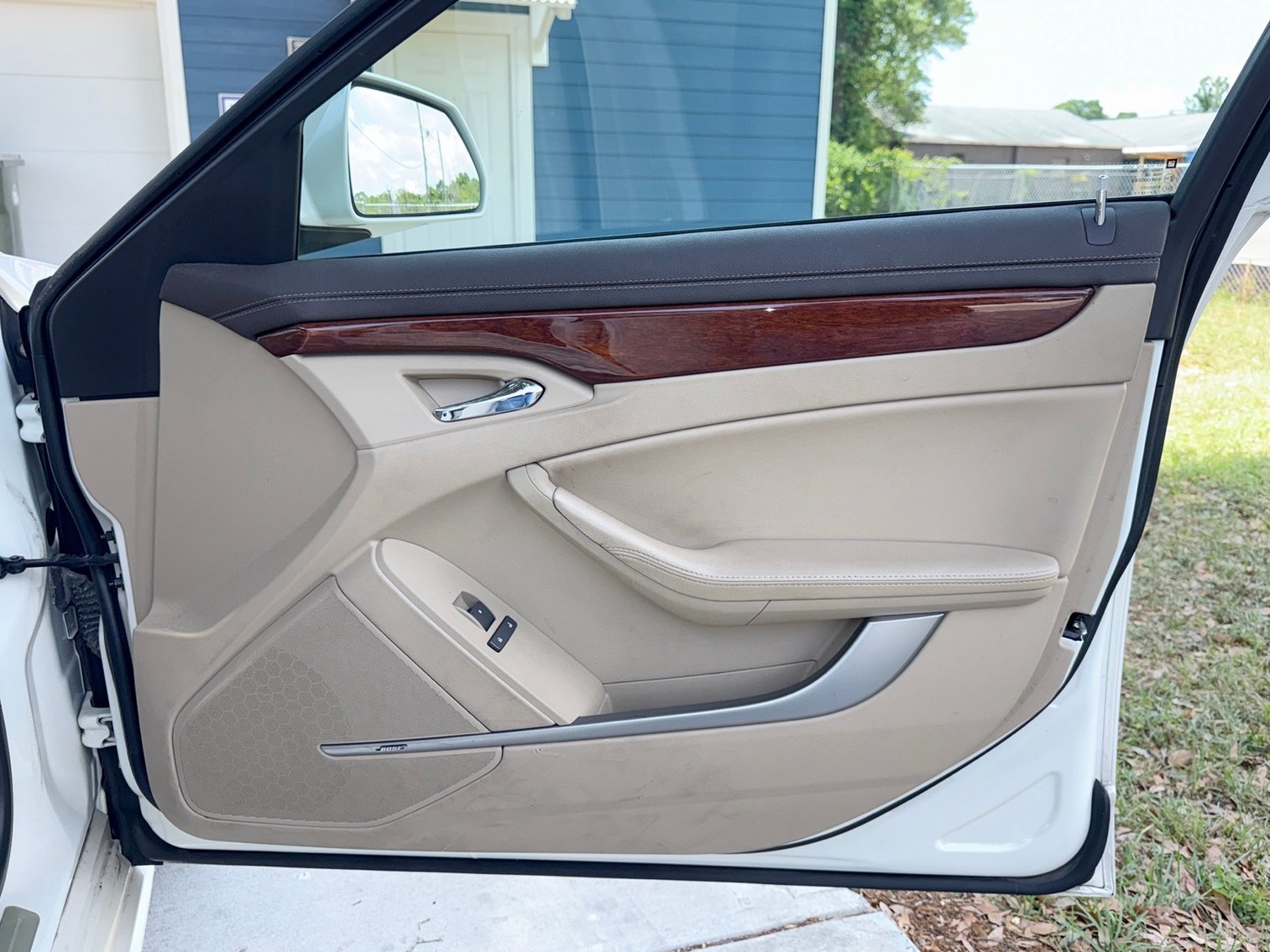 Image for 2010 Cadillac CTS Luxury Sedan