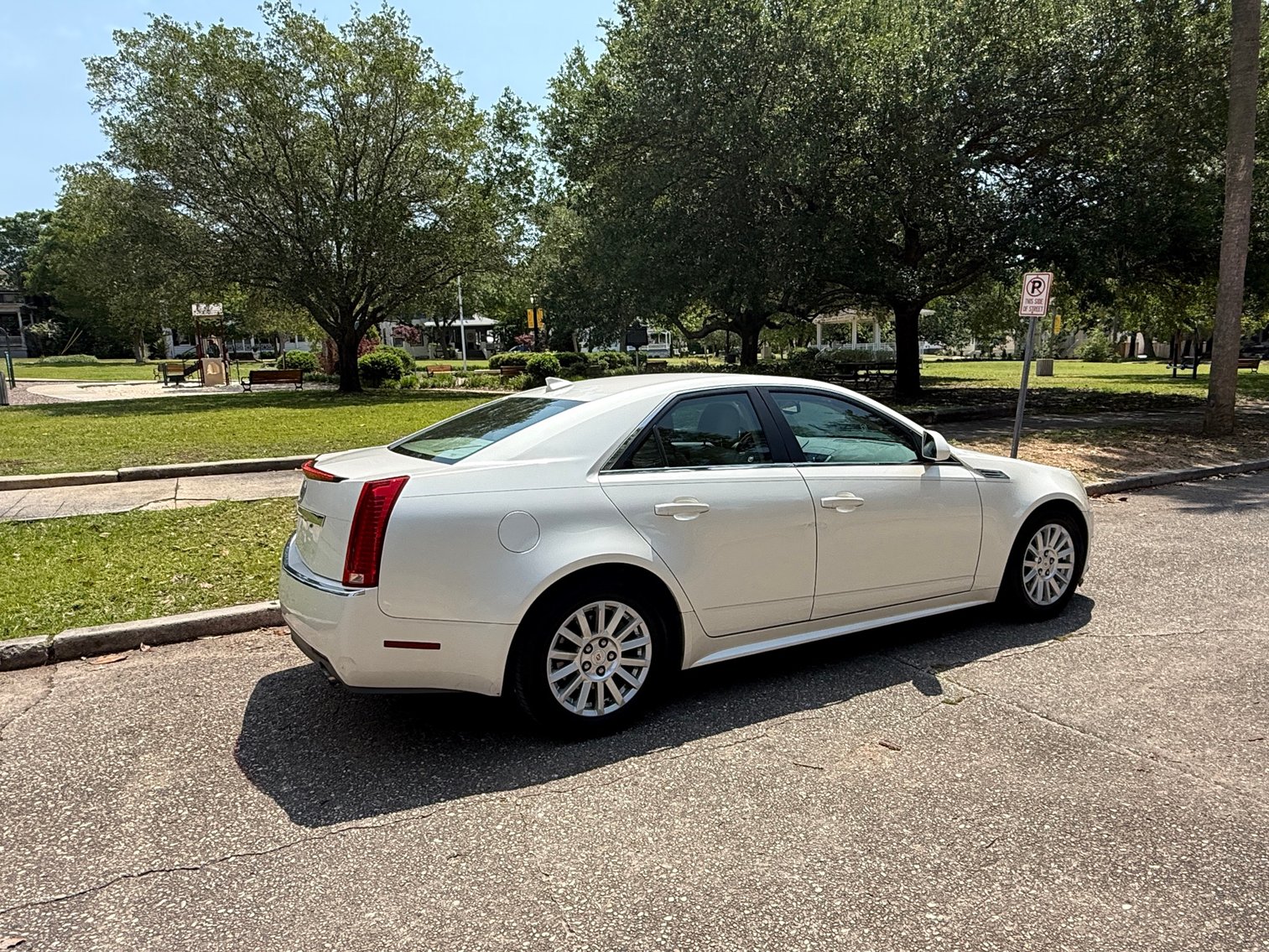 Image for 2010 Cadillac CTS Luxury Sedan