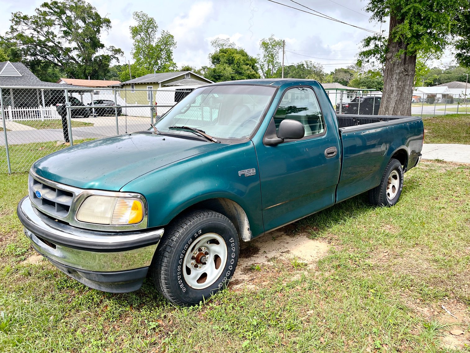 Image for Vintage Americana Collectibles Treasure Trove