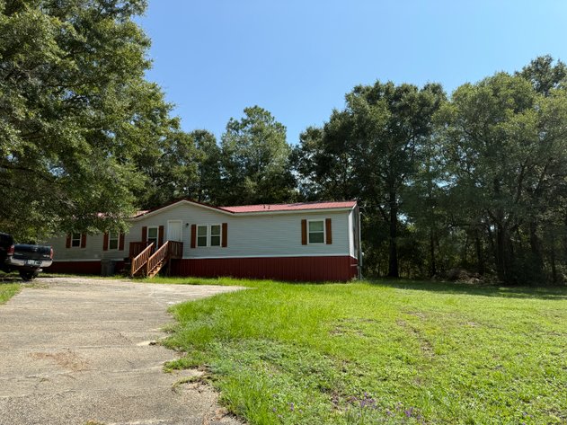 Image for Renovated Molino Florida Home, Pole Barn & Detached Garage
