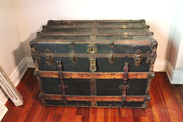 Image for LIVING ESTATE OF N. DAVIDSON AUCTION