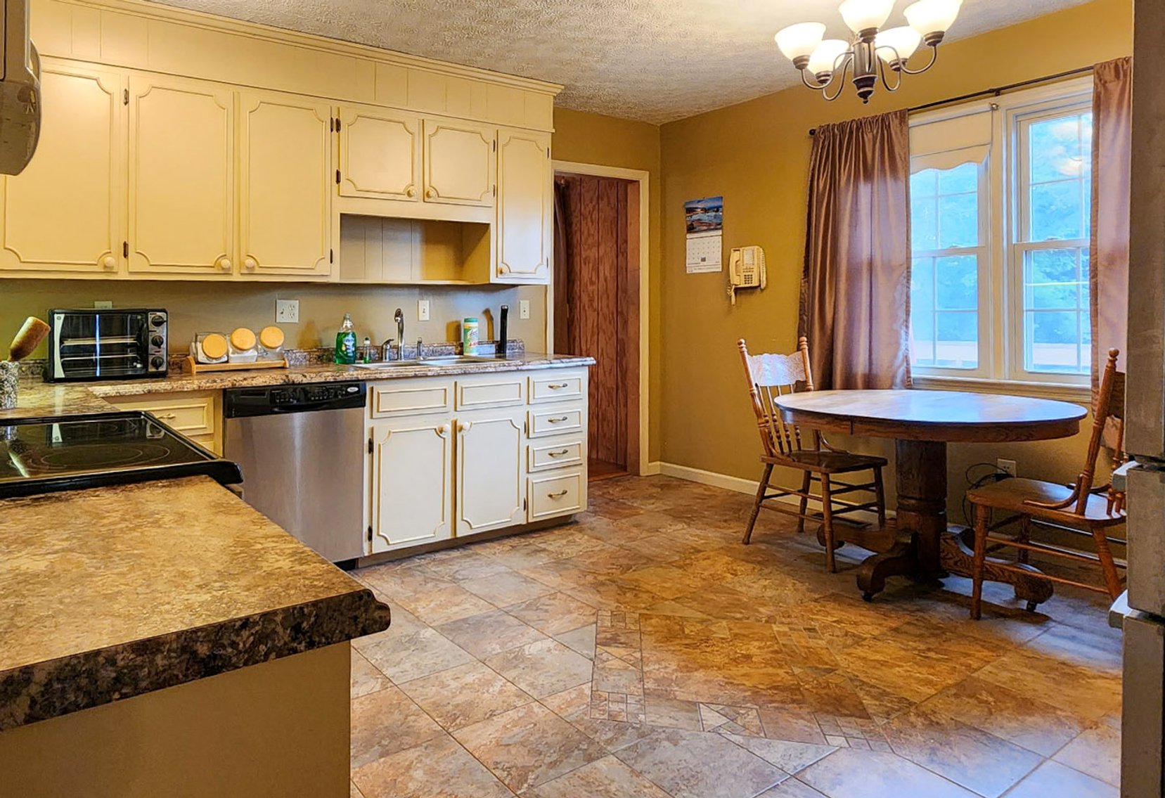 Image for 3,700 Sq.Ft. 5BR 3.5BA starting at $285k
