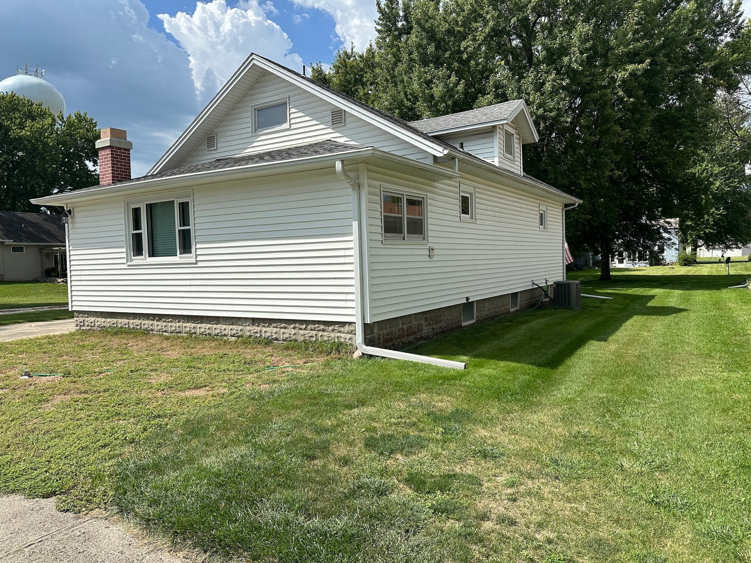 Image for 314 Chestnutt Avenue, Lytton!