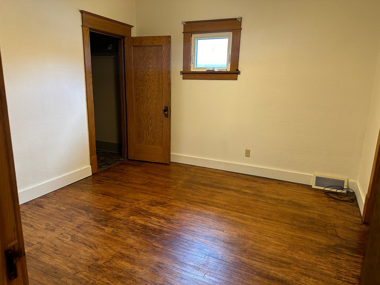 Image for 314 Chestnutt Avenue, Lytton!