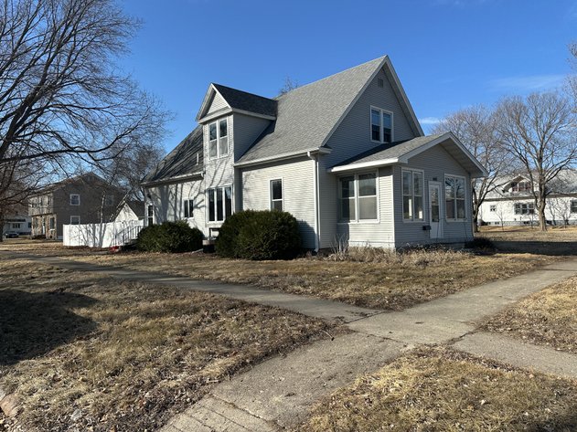 Image for 1103 Robbins Street, Sac City!