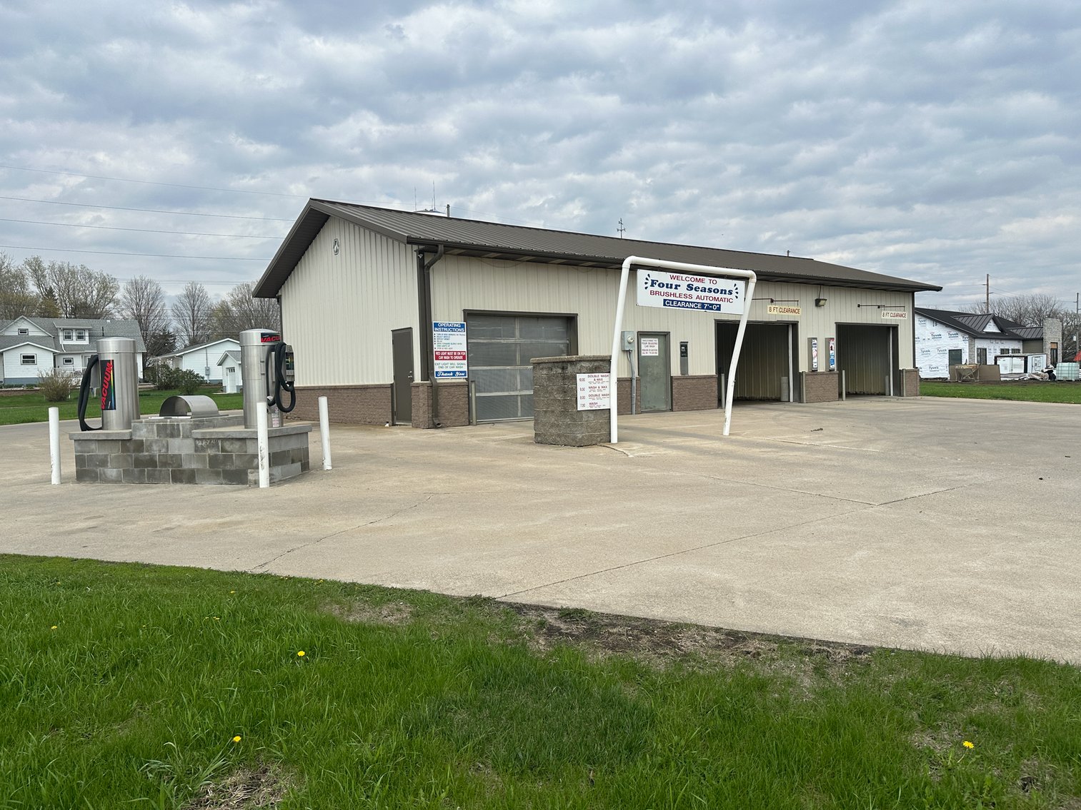 Image for Four Seasons Car Wash For Sale!