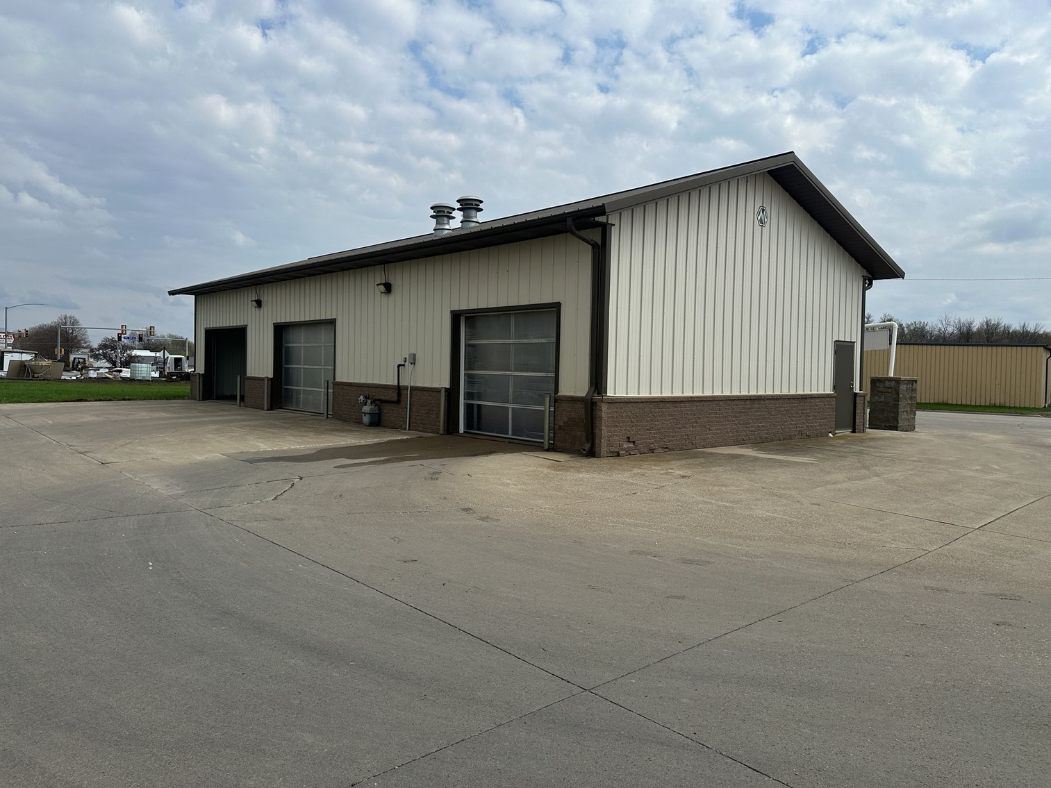 Image for Four Seasons Car Wash For Sale!