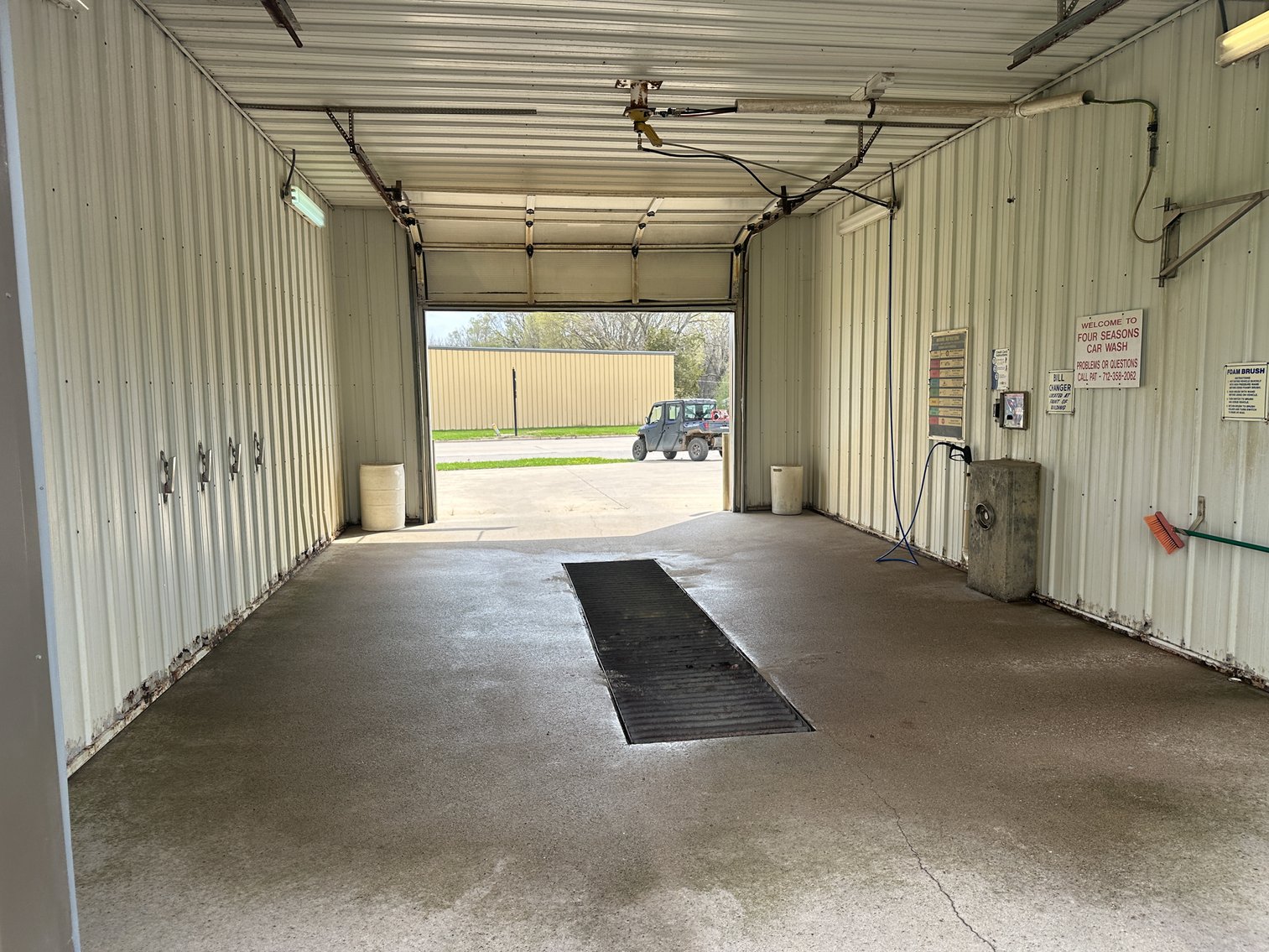 Image for Four Seasons Car Wash For Sale!