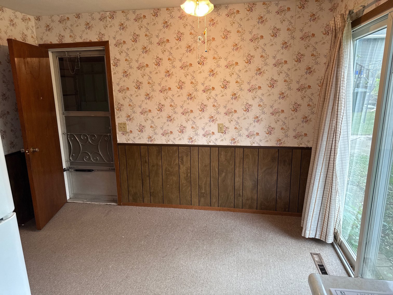 Image for Online Only Lake View Real Estate Auction!