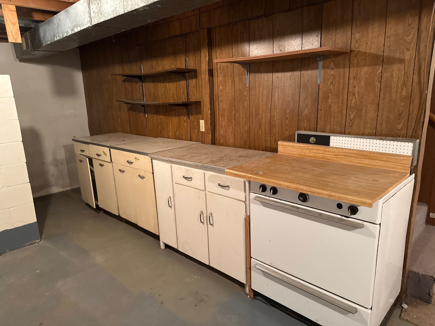 Image for Online Only Lake View Real Estate Auction!