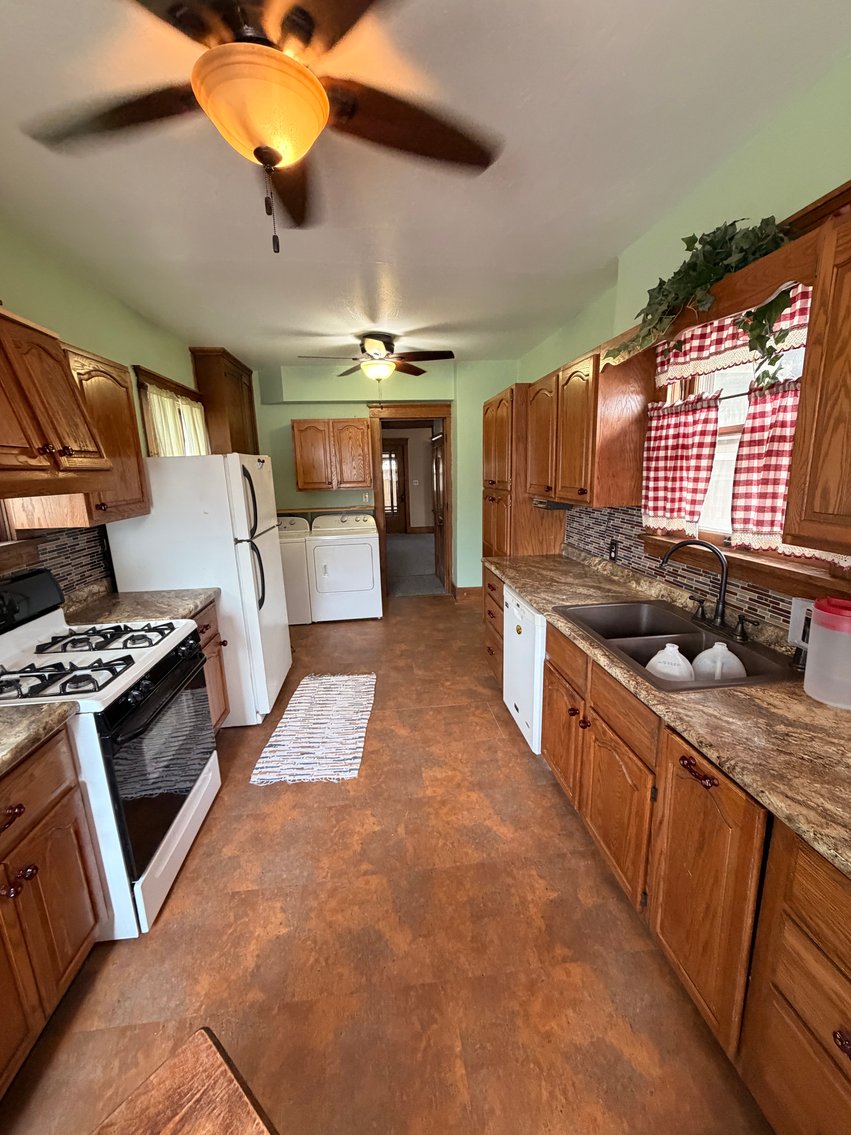Image for 1117 West Main Street, Sac City!