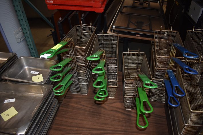 Image for (14) Green Handled Fry Baskets