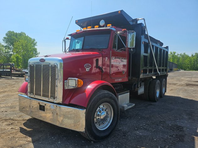 Image for 2005 Peterbilt 357 Truck