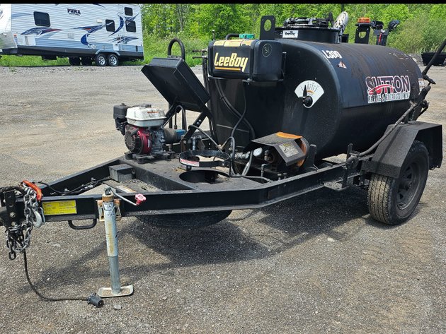 Image for 2021 BR Lee Tack Tank Trailer