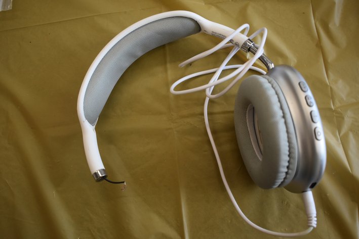 Image for Coby CHBT84FD Headphones (Broken)